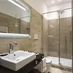 Now Apartments, In The Heart Of شقة فندقية