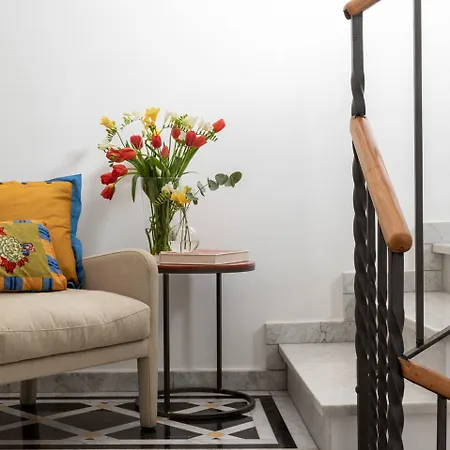 Aparthotel Now Apartments, In The Heart Of 4*