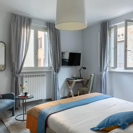 Now Apartments, In The Heart Of 4* Rome