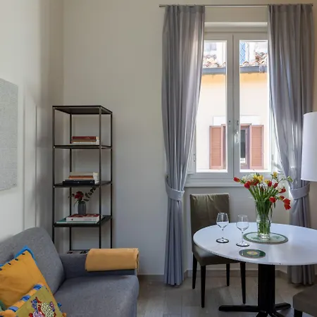 Aparthotel Now Apartments, In The Heart Of