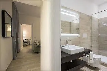Appart hôtel Now Apartments, In The Heart Of 2*